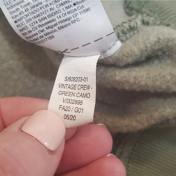 Old Navy Green Camo Vintage Crew-Neck Sweatshirt, Size Small - Picture 7 of 12